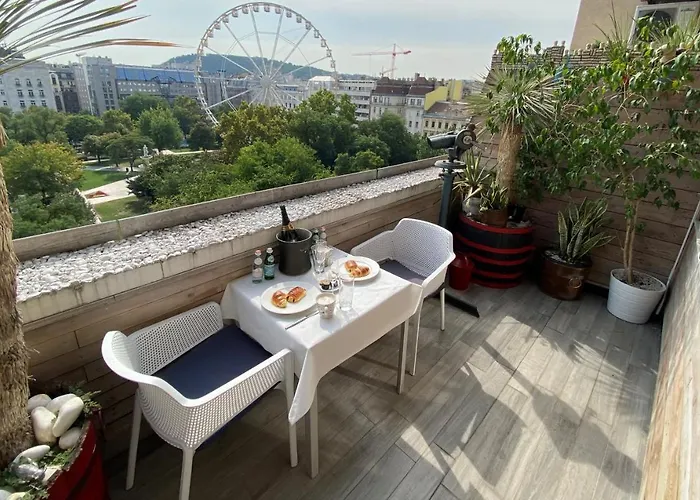 Vista Suites 1-2